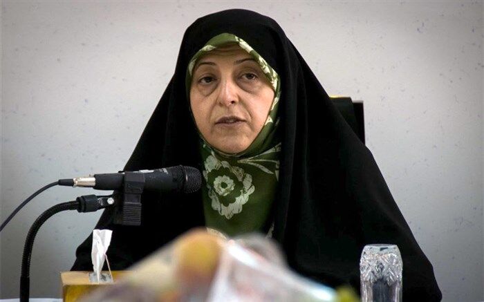 ابتکار: اشتغال آفرینی بانوان سرپرست خانوار رویکرد اصلی دولت دوازدهم در حوزه بانوان است