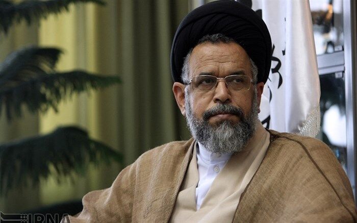وزیر اطلاعات: نباید تحت عنوان برخورد با مفاسد، آرامش فعالان اقتصادی را به مخاطره انداخت