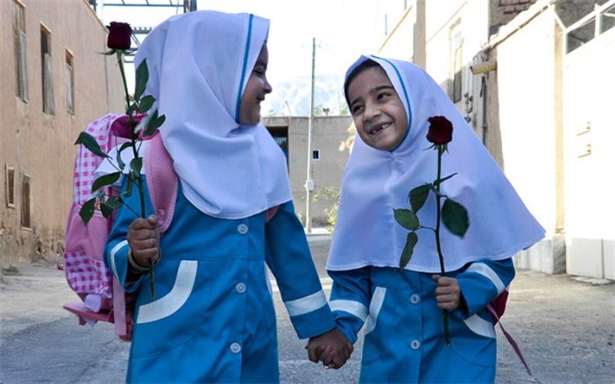 کلاس‌ اولی‌ها از فردا برای خرید کتاب ثبت‌نام کنند