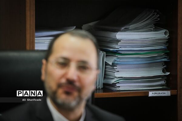 نشست خبری معاون وزیر کشور درباره آسیب های اجتماعی