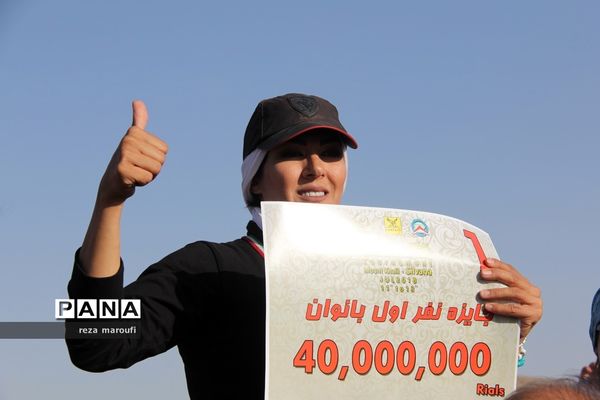 تجلیل از نفرات برتر مسابقات  بین المللی پاراگلایدر سیلوانا در آذربایجان غربی