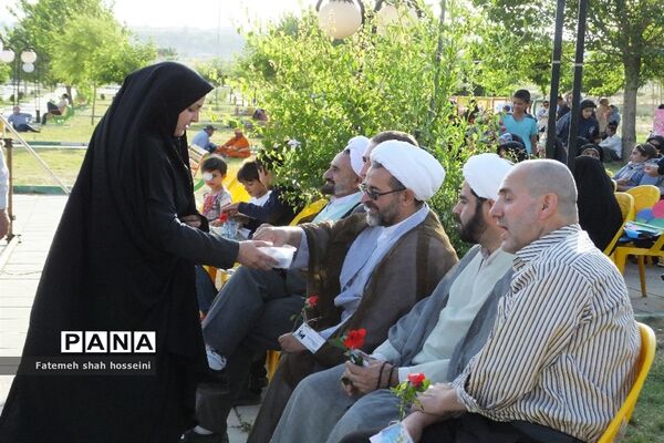 گرامیداشت سالروز ولادت حضرت معصومه(س) و روز دختر در  فیروزکوه