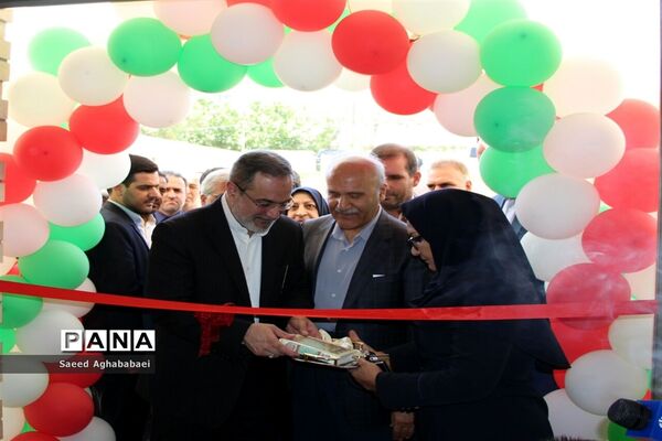 آیین بهره‌برداری مدرسه دکتر عبدالعلی فروز‌مهر و بانو