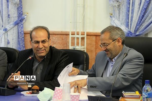 نشست هم‌اندیشی مدیران سازمان دانش‌آموزی کشور