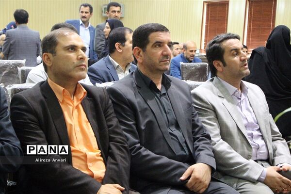 تجلیل از دانش‌آموزان مدال‌آور در المپیاد جهانی ریاضی