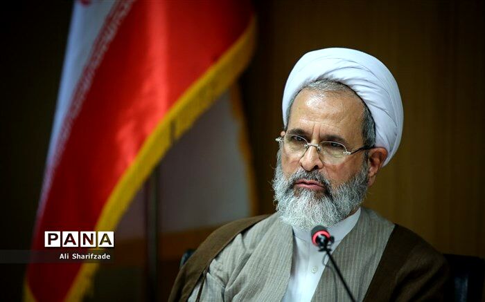 مدیر حوزه‌های علمیه: کارگروه مشترک برای بررسی جدی مدارس معارف اسلامی تشکیل شود