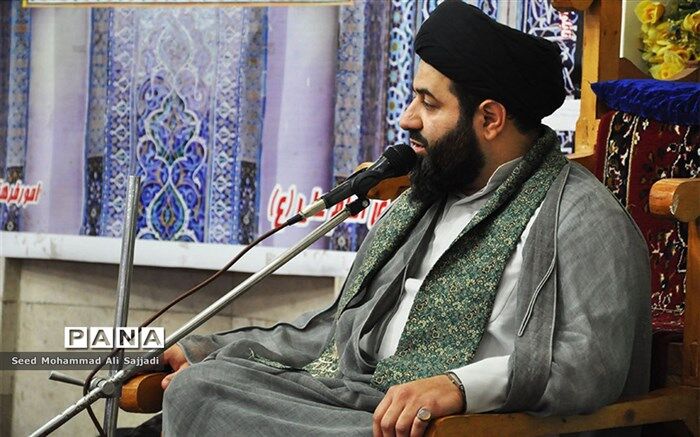 جلوگیری از افراط و تفریط ویژگی دین مبین اسلام