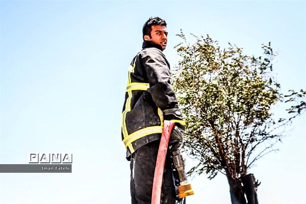 آتش سوزی در مراتع سنندج