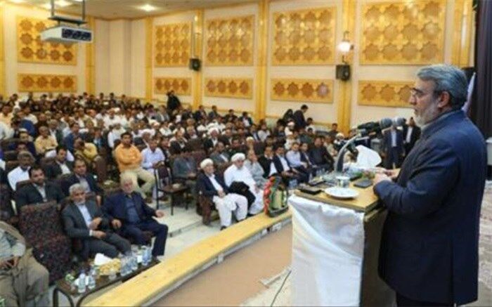 وزیر کشور: راه توسعه  کشور واگذاری اختیارات و ظرفیت‌های هر منطقه به مردم آن منطقه است