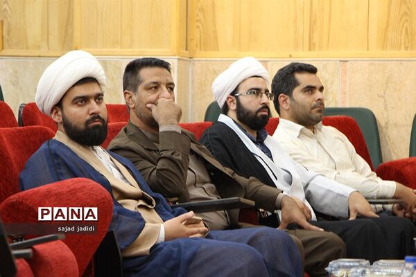 آیین تکریم و معارفه مسئول اتحادیه انجمن‌های اسلامی دانش‌آموزان استان یزد
