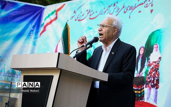 نیاز ۴۰ هزار میلیارد تومانی برای ساخت مدارس