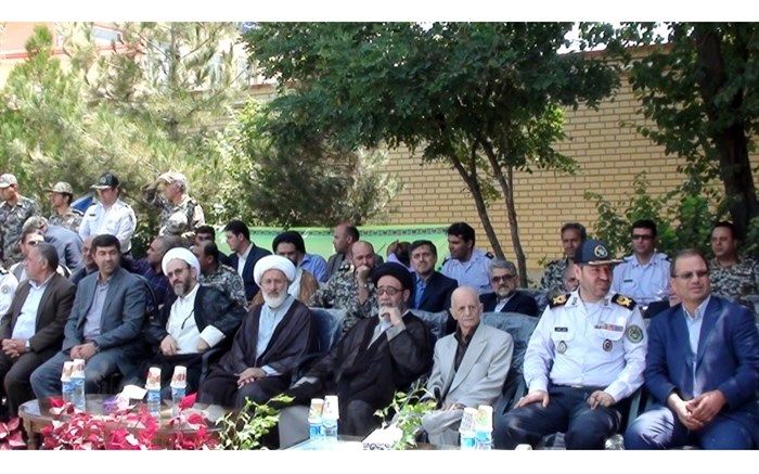 با حضورنماینده ولی فقیه در آذربایجان شرقی مدرسه 6 کلاسه خیرساز خسروشاه کلنگ‌زنی شد