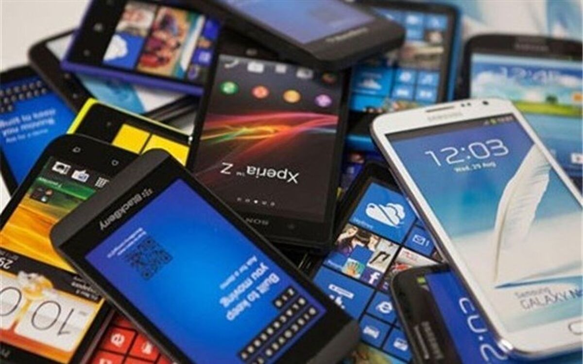 ۱۶۶۲ دستگاه تلفن همراه قاچاق کشف و ضبط شد