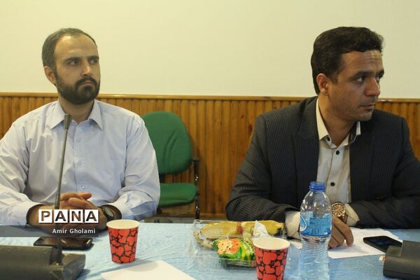 جلسه‌ توجیهی سرپرستان استان های حاضر در اردوی ملی مناطق مرزی