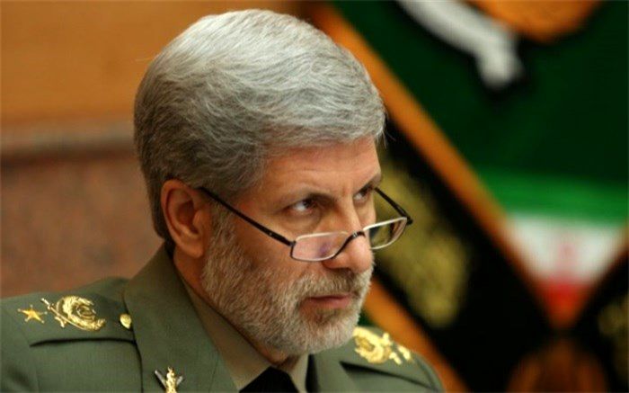 تاکید وزیر دفاع بر آمادگی کامل نیروهای مسلح برای پاسخ دندان شکن به هرگونه تجاوز