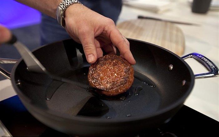 گوشت گاو مصنوعی به رستوران‌ها راه می‌یابد!