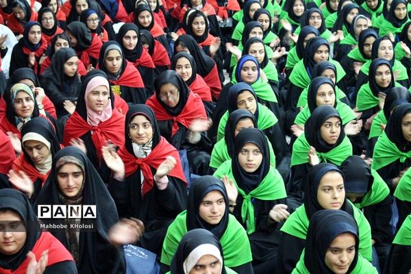 سیزدهمین دوره اردوی زیارتی دانش آموزان دختر زیارت اولی