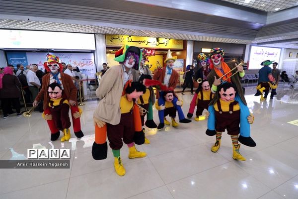 استقبال از مسافران جشنواره تابستانی کیش