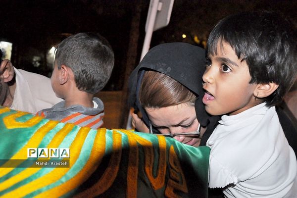 جشن زیرسایه خورشید با حضور خادمان بارگاه منور رضوی درنهبندان