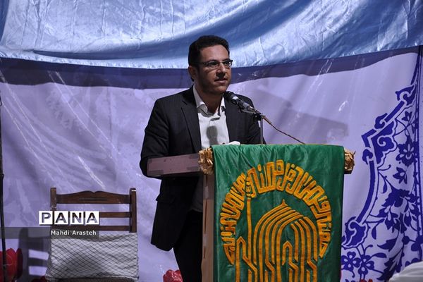 جشن زیرسایه خورشید با حضور خادمان بارگاه منور رضوی درنهبندان