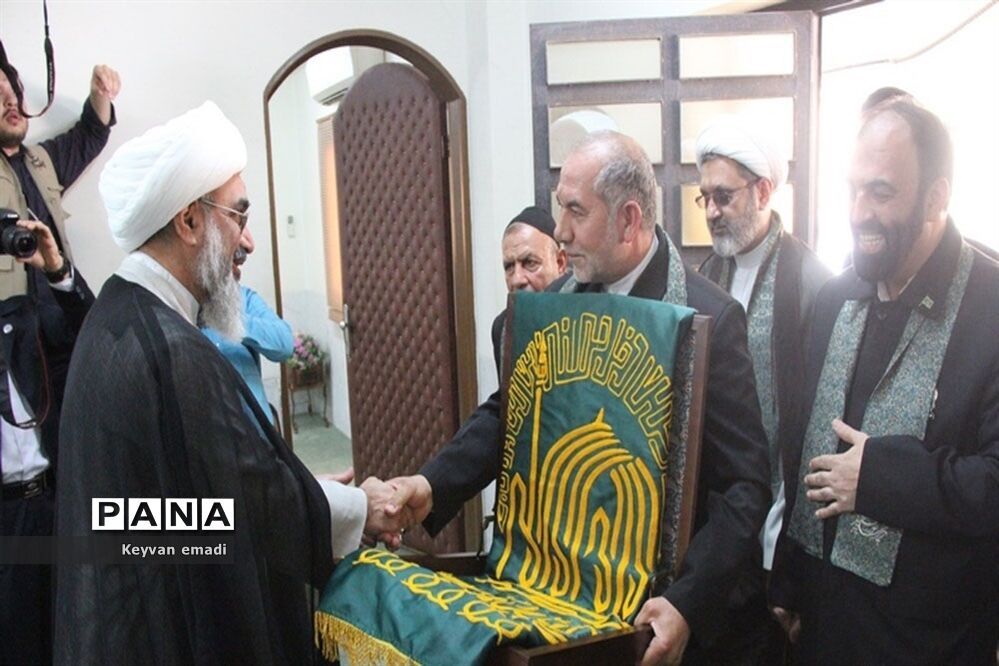 مراسم استقبال از خدام امام رضا در فرودگاه  بوشهر و دفتر نماینده ولی فقیه و امام جمعه بوشهر