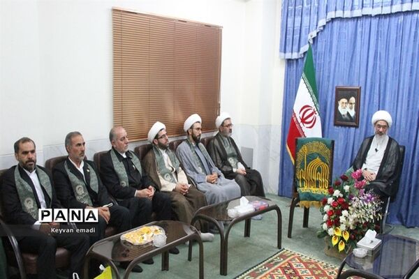 مراسم استقبال از خدام امام رضا در فرودگاه  بوشهر و دفتر نماینده ولی فقیه و امام جمعه بوشهر