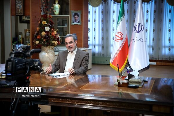 ضبط گفت‌وگوی مستقیم وزیر آموزش و پرورش با مدیران مدارس کشور