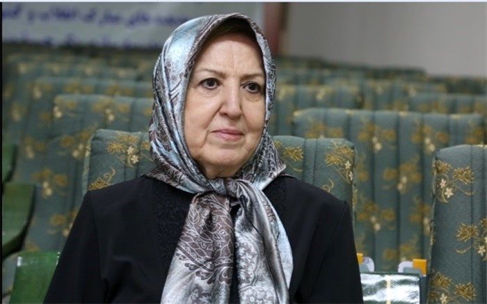 ملیح‌سادات موسوی  پرستاری که  مدرسه می‌سازد