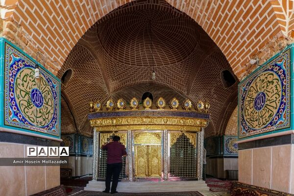 بازدید خبرنگاران از امامزادگان و بقاع متبرکه آذربایجان غربی