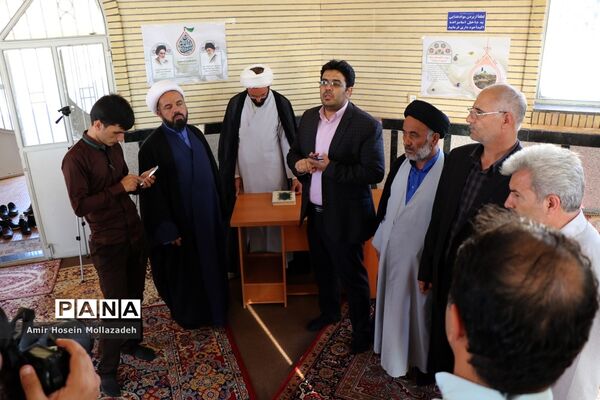 بازدید خبرنگاران از امامزادگان و بقاع متبرکه آذربایجان غربی
