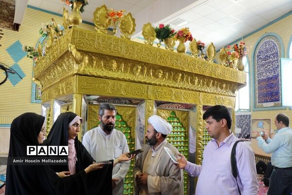 بازدید خبرنگاران از امامزادگان و بقاع متبرکه آذربایجان غربی