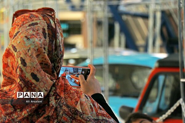 نمایشگاه خودروهای کلاسیک در ارومیه