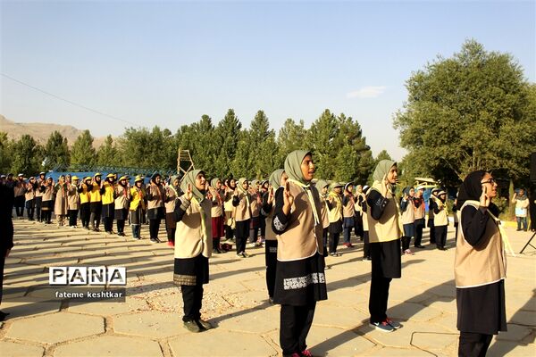 صبحگاه  اول  اردو  پیشتازان دخترفارس