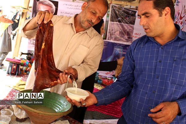 نمایشگاه طرح های برگزیده ابتدایی و کارگاه‌های آموزشی ایران شناسی