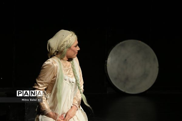 اجرای تئاتر «هملت»