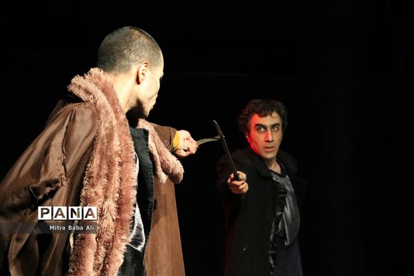 اجرای تئاتر «هملت»