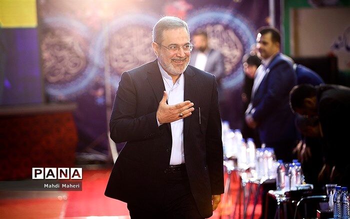 گزارش توئیتری  بطحایی از عملکرد یک‌ ساله آموزش و پرورش دولت دوازدهم