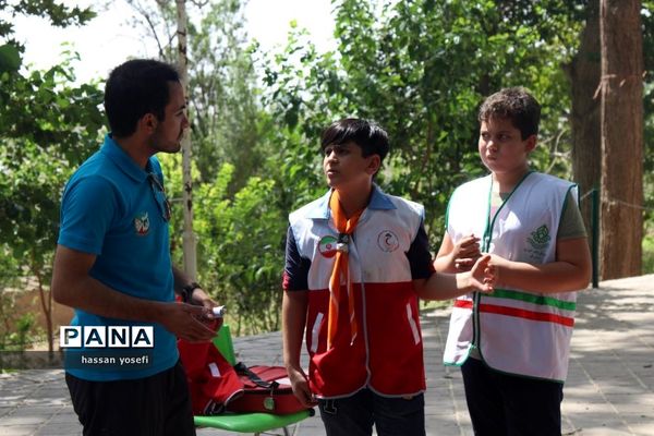 پیش اروی پیشتازان پسر قم در اردگاه ملا صدرا کهک برگزار شد