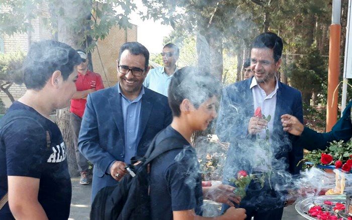 برگزاری سومین مرحله از  اردوهای امید و نشاط باحضور دانش آموزان شهر قدسی