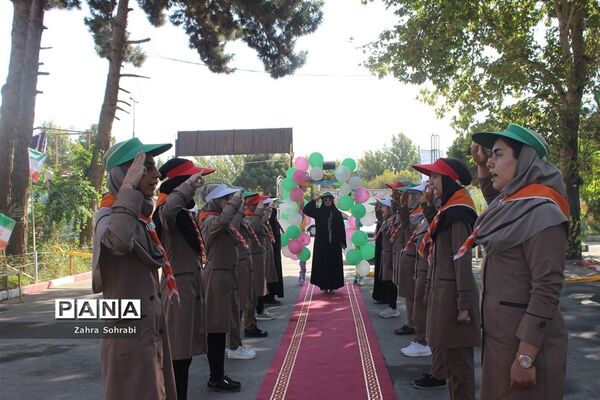 اردوی امید و نشاط دانش‌آموزان اسلامشهر در اردوگاه شهید‌منتظری شهریار