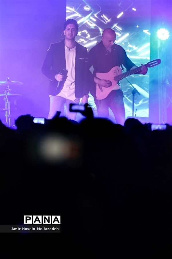 کنسرت فرزاد فرزین در ارومیه