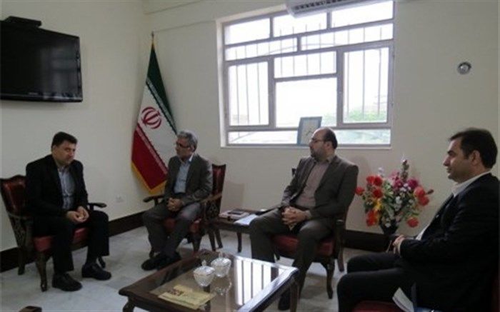 ایجاد رشته های جدید با توجه به فرهنگ بومی شهرستان ها باید در دستور کار قرار گیرد