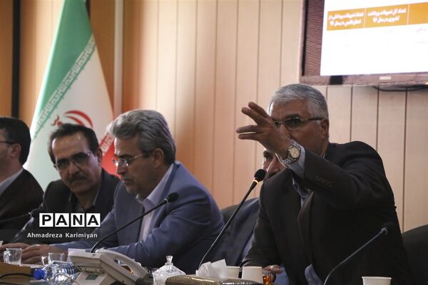 جلسه ستاد ساماندهی امور جوانان فارس