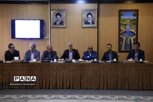 جلسه ستاد ساماندهی امور جوانان فارس