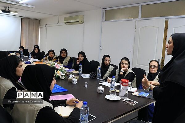 آموزش خبرنویسی و عکاسی خبری ویژه دانش آموزان شهرستان محمودآباد