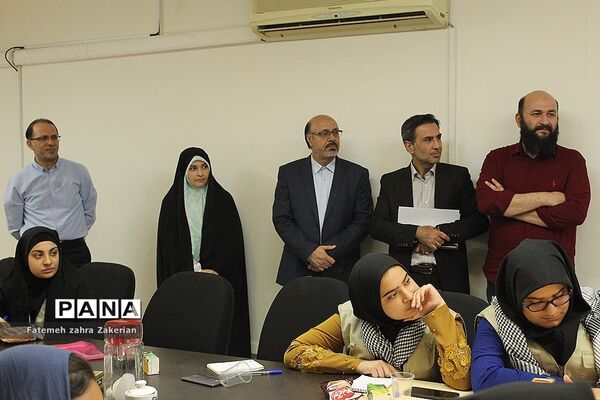 آموزش خبرنویسی و عکاسی خبری ویژه دانش آموزان شهرستان محمودآباد
