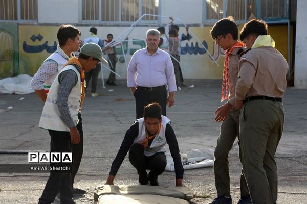 بازدید معاون پرورشی و رئیس سازمان دانش آموزی استان خراسان‌جنوبی از پیشتازان و اعضا سازمان دانش آموزی