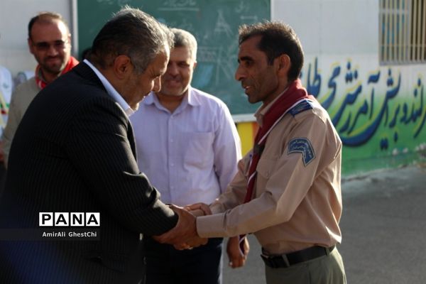 بازدید معاون پرورشی و رئیس سازمان دانش آموزی استان خراسان‌جنوبی از پیشتازان و اعضا سازمان دانش آموزی