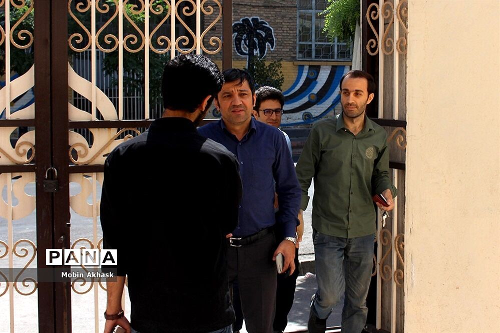 نشست صمیمی خبرنگاران پانا با علیرضا رنجی پور، بازیگر و طنز پرداز