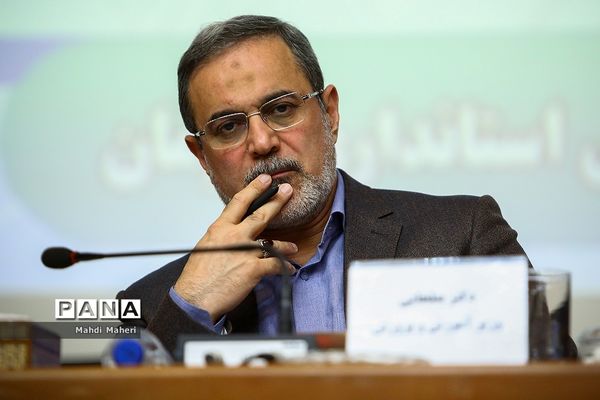 بازدید وزیر آموزش و پرورش از پروژه‌های عمرانی استان کرمان